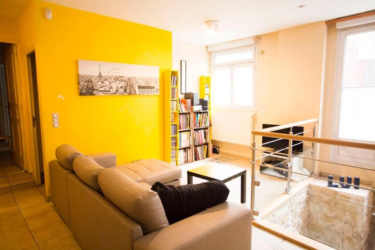 Large Souplex In The 10Th District Of Paris Apartamento *